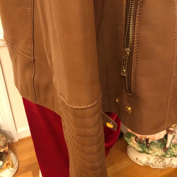 NEVER WORN MICHAEL KORS 💯 HOODED LEATHER JACKET - Picture 4 of 10